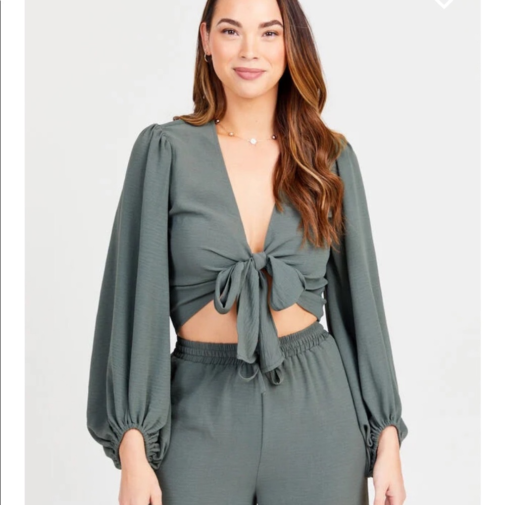 Altar’d State Mandie Top; olive green; size S